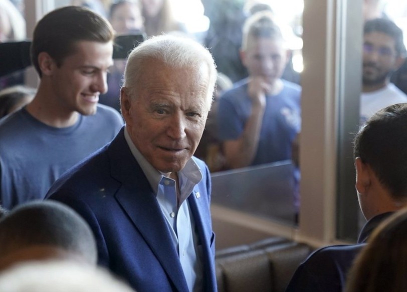 'Sieu Thu Ba' bau cu My: Biden thang 9 bang, Sanders thang California hinh anh