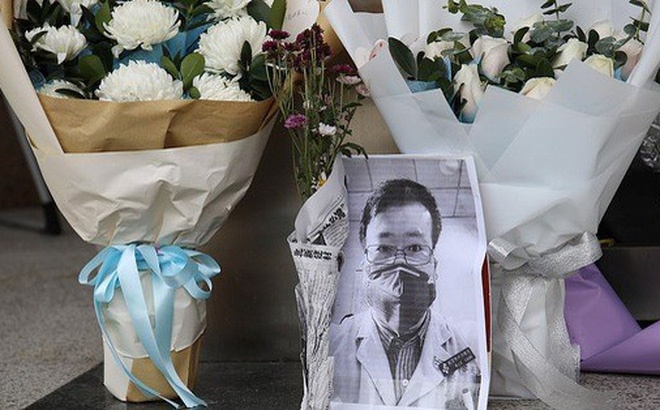 Trung Quoc vinh danh Ly Van Luong, bac si 'thoi coi' canh bao virus hinh anh