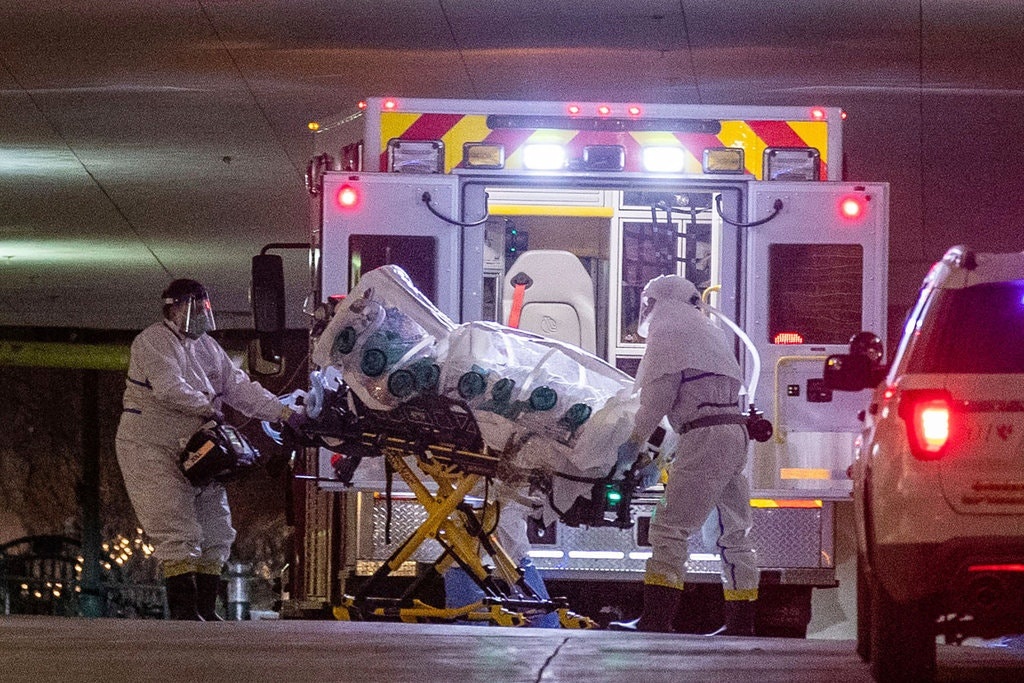 My vuot qua con so 500 ca nhiem virus corona, 21 nguoi chet hinh anh