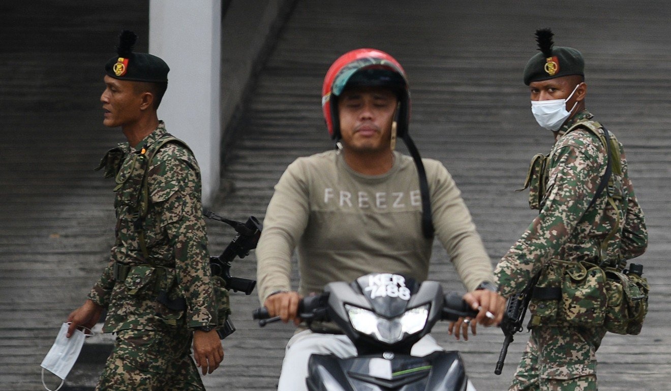 bac si malaysia tu che do bao ho anh 3