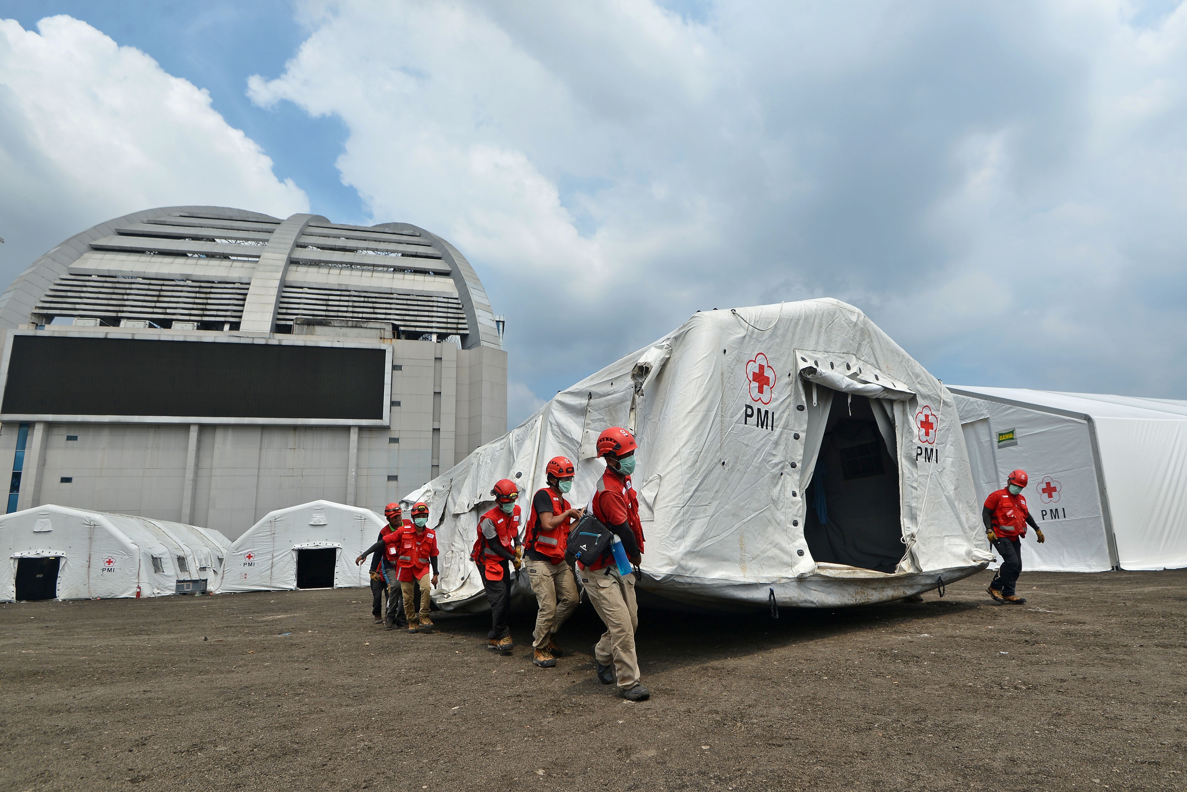 bac si tuyen dau indonesia anh 3
