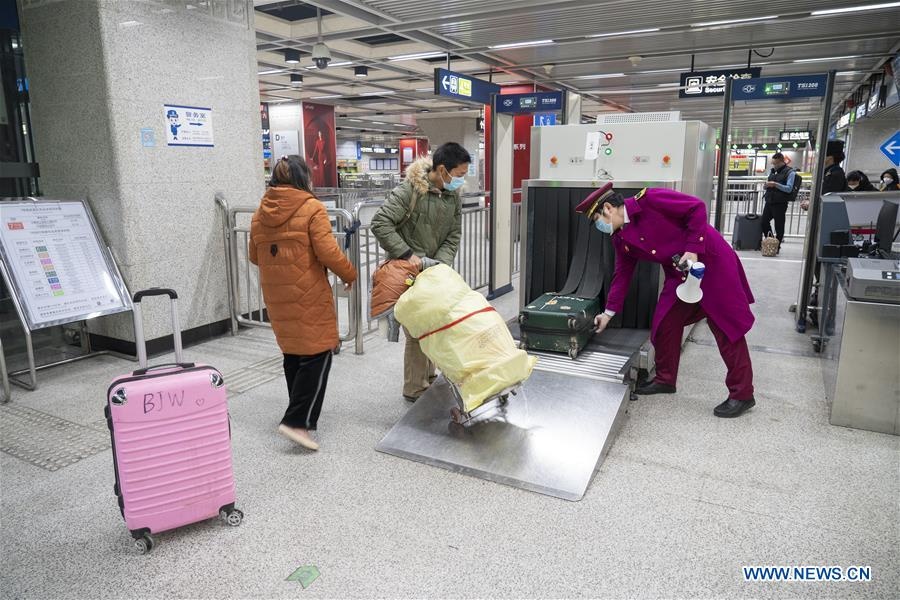 ga tau vu han dong duc tro lai anh 9