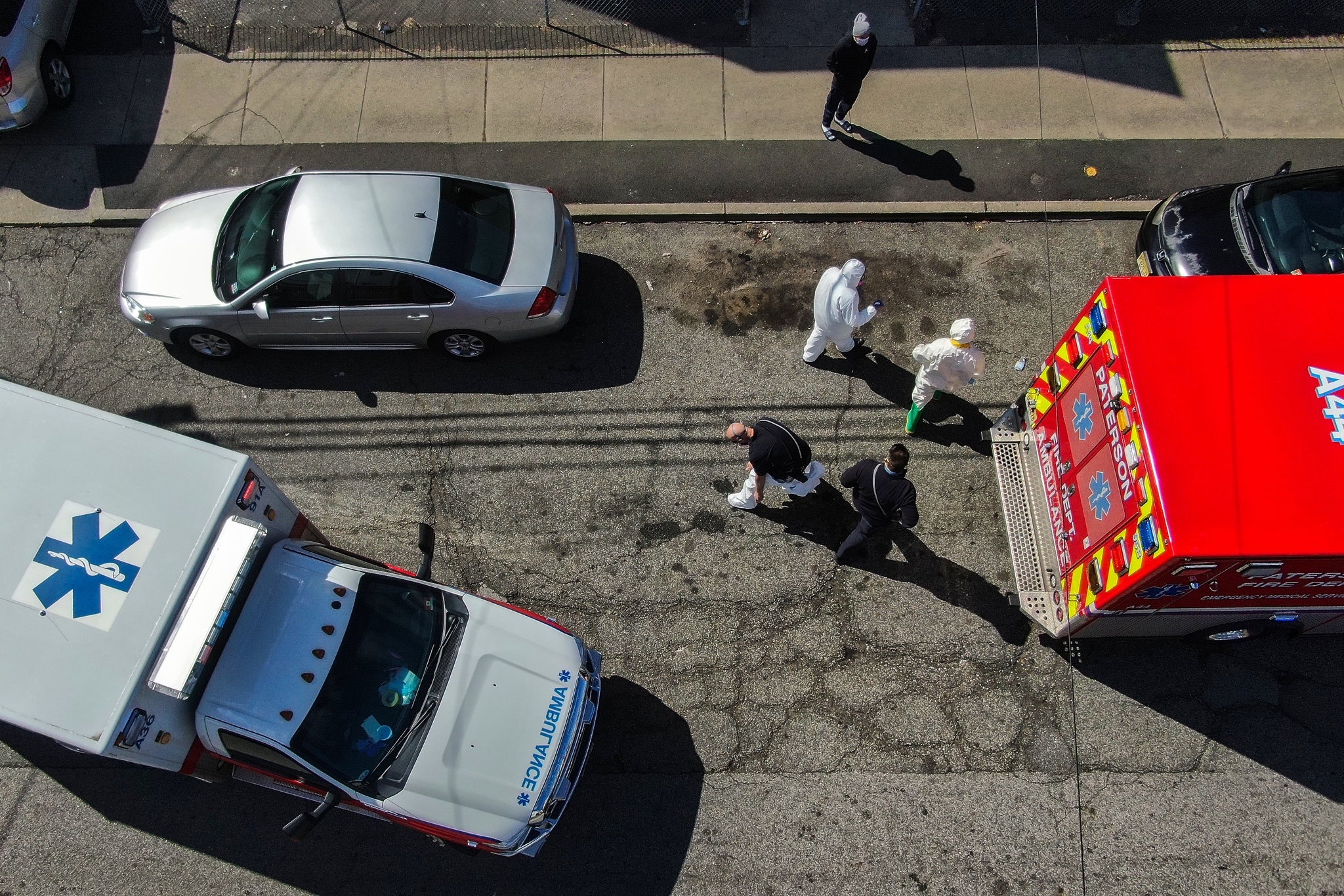 doi 911 o thanh pho my giua dich benh anh 2