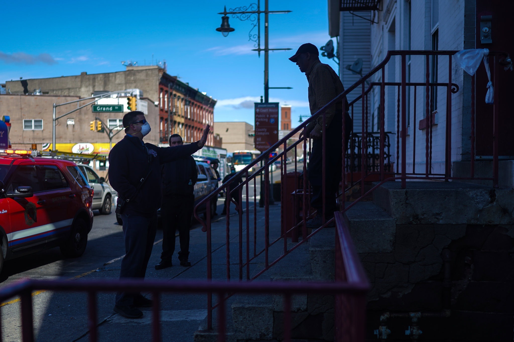 doi 911 o thanh pho my giua dich benh anh 1