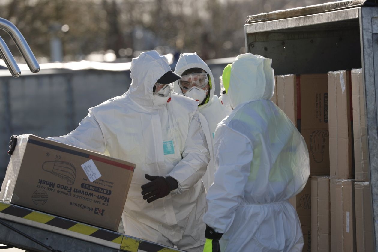 TQ siet chat kiem tra hai quan sau be boi chat luong khau trang hinh anh