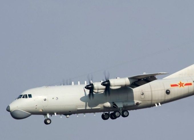 ISI: Trung Quoc dua may bay tuan tra san ngam trai phep den Truong Sa hinh anh