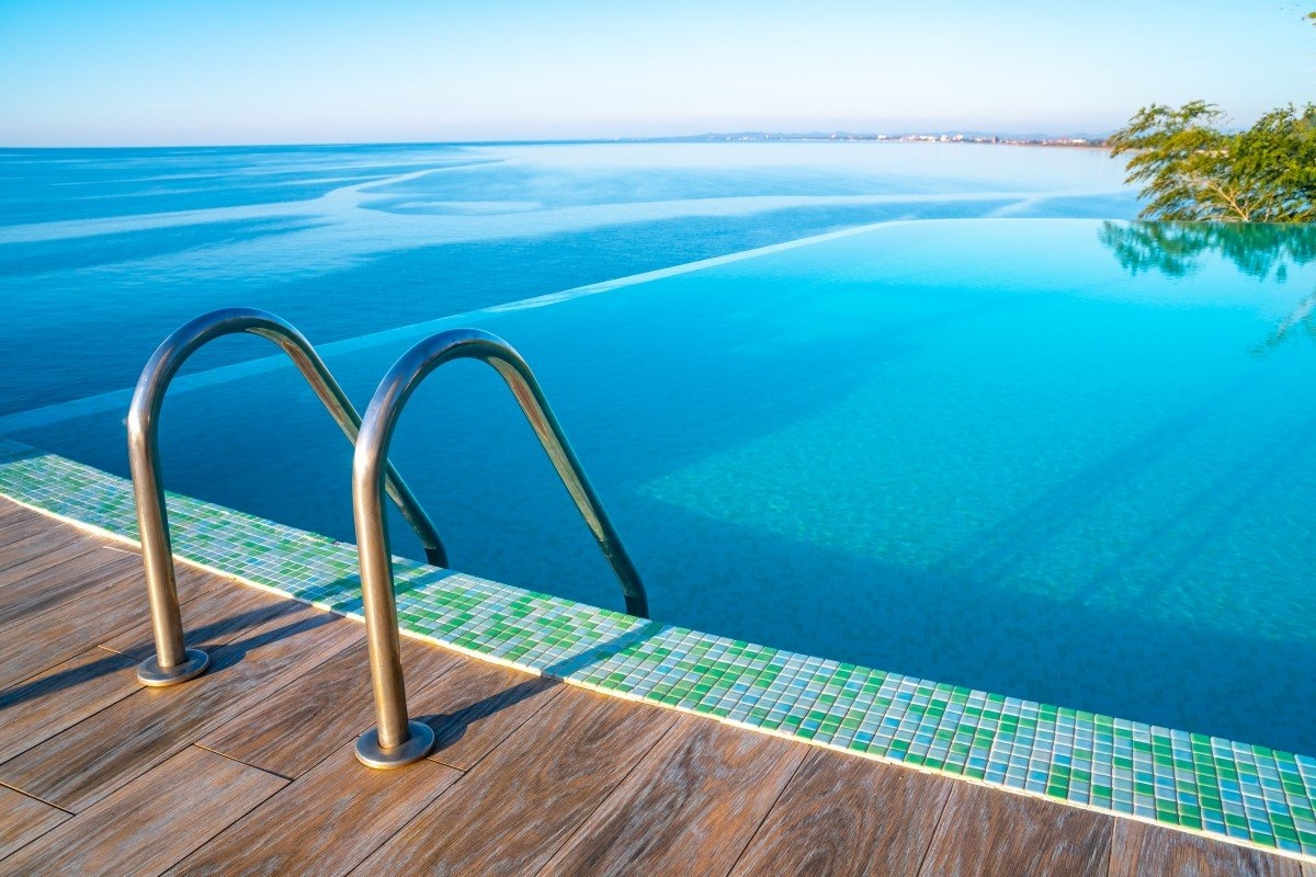 Kieu ‘dot tien’ kho tin cua dai gia Anh o Singapore giua phong toa hinh anh