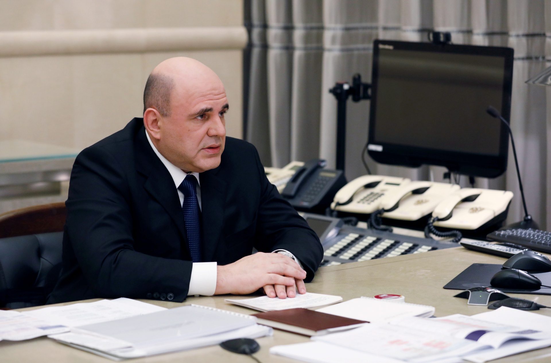 Thu tuong Nga nhiem virus corona hinh anh