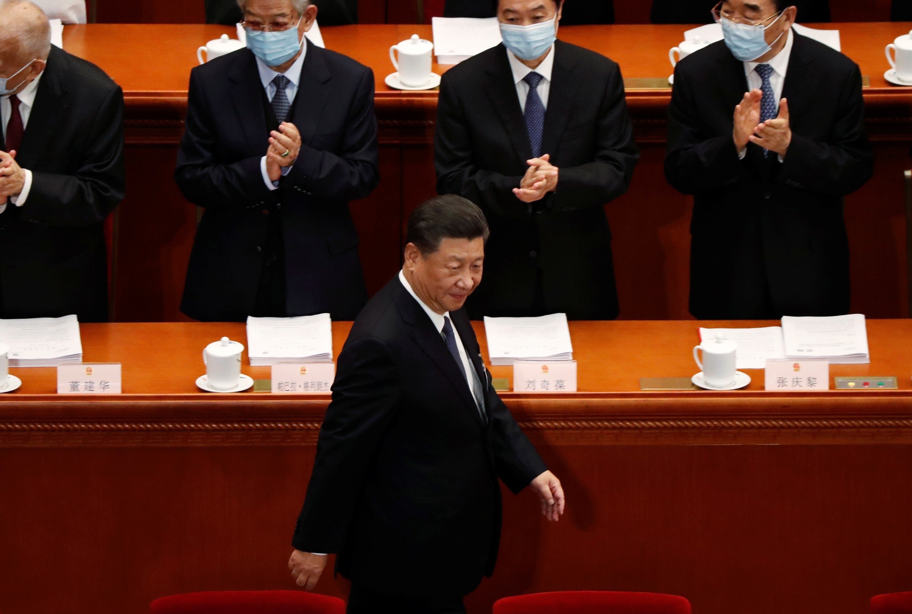 Ap luc tren vai ong Tap Can Binh trong 7 ngay 'Luong Hoi' hinh anh