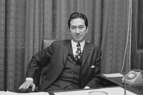 'Vua song bai chau A' qua doi - 4 vo, 17 nguoi con va di san de lai hinh anh