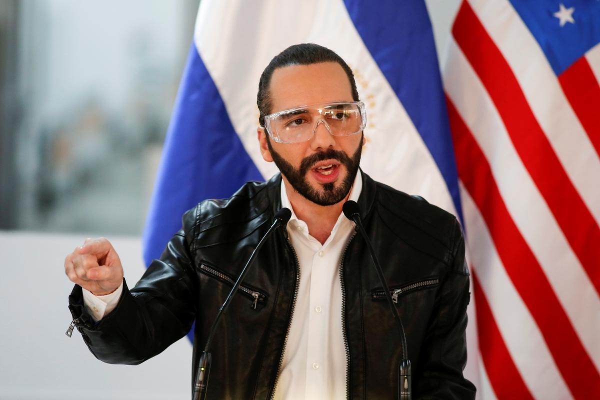 TT El Salvador dung thuoc ong Trump ca ngoi de phong ngua Covid-19 hinh anh