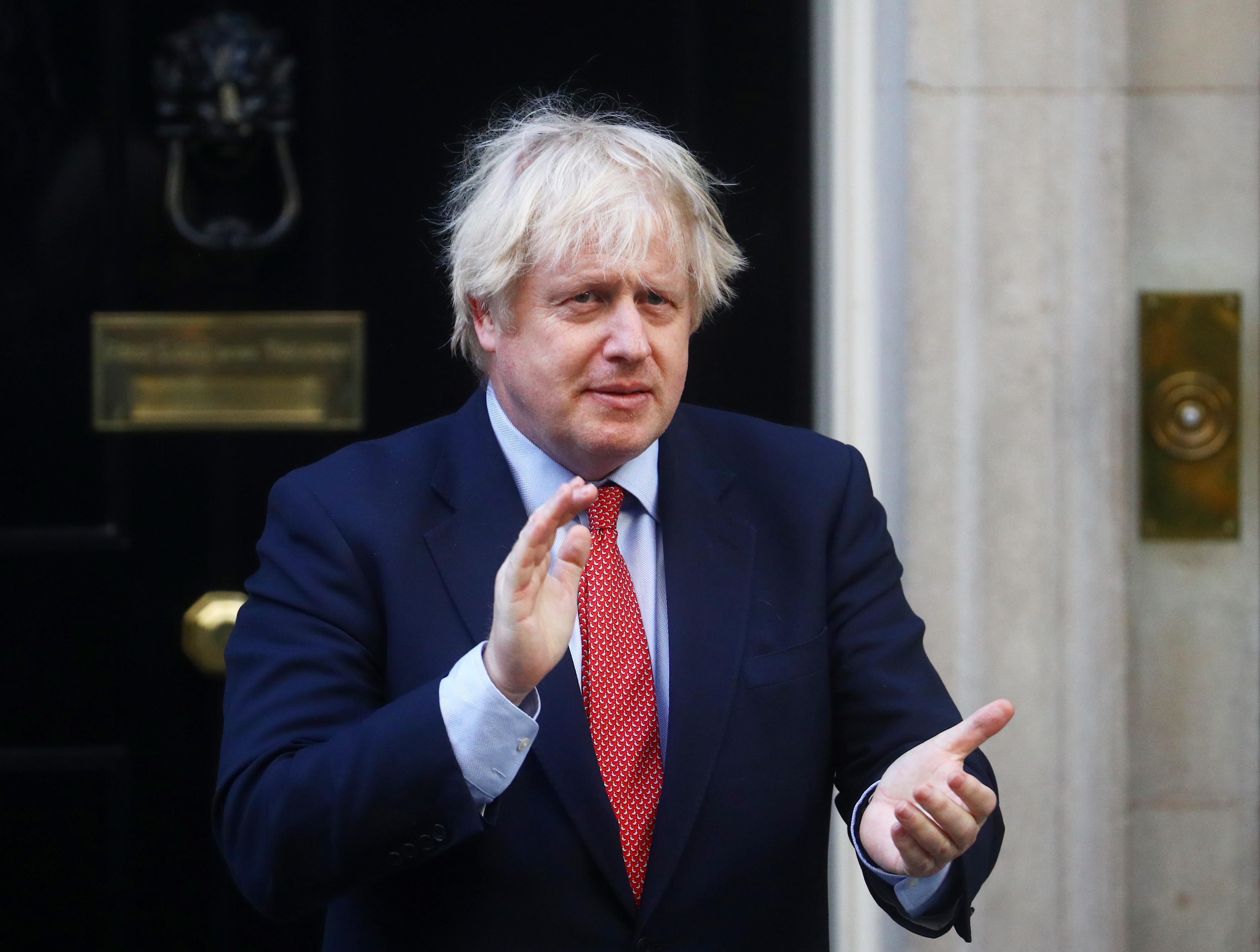 Thu tuong Anh noi se khong 'bo roi' dan Hong Kong hinh anh