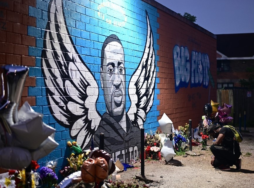 George Floyd - ga khong lo hien lanh tro thanh bieu tuong toan cau hinh anh