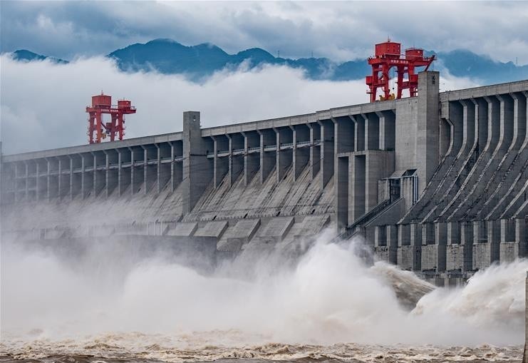 Song Truong Giang don lu so 1, dap Tam Hiep mo 3 cua xa hinh anh