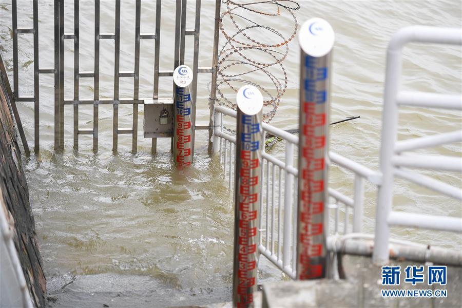 muc nuoc song ho lon trung quoc tang nhanh anh 10