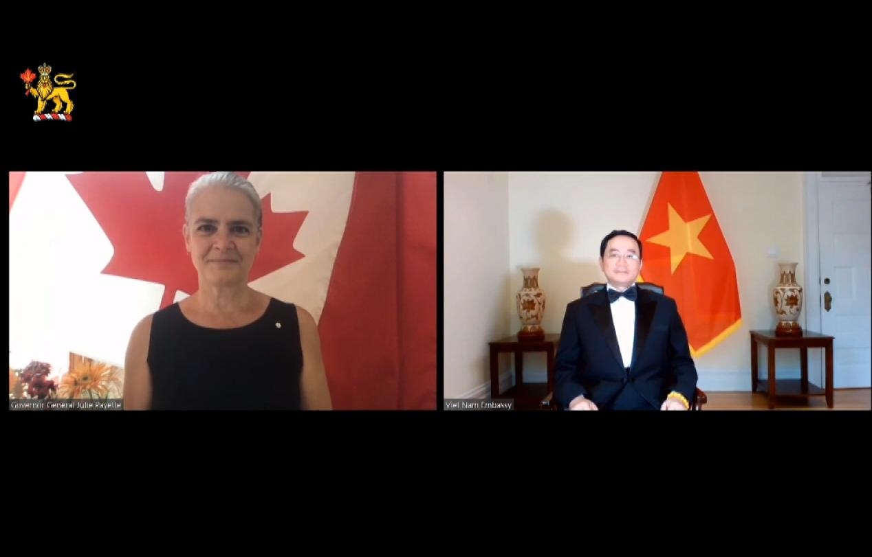 dai su viet nam trinh uy nhiem thu len toan quyen canada anh 1