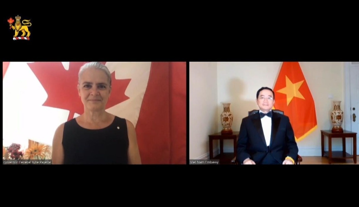 Dai su Viet Nam trinh thu uy nhiem len toan quyen Canada qua video hinh anh