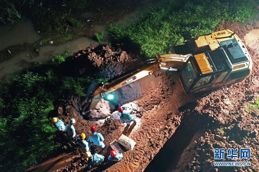 trung quoc no de de ha nuoc song anh 7