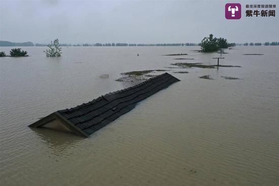 trung quoc no de de ha nuoc song anh 10