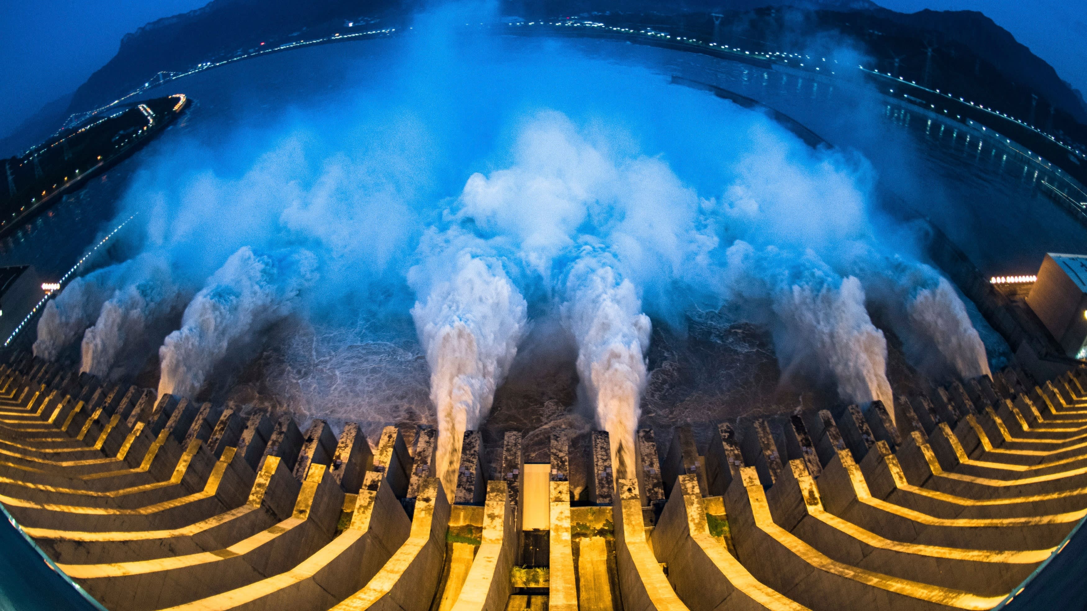 trung quoc trong mua lu lich su anh 13