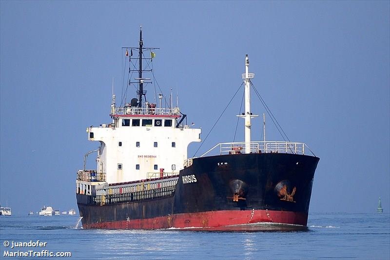 thuc trang doi quoc tich tau bien anh 1