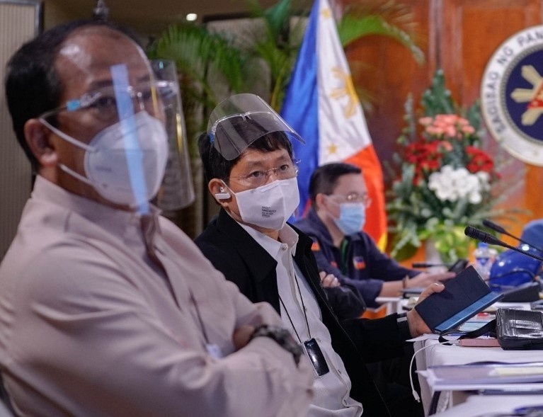 Bo truong Philippines tai duong tinh Covid-19 sau 5 thang hinh anh