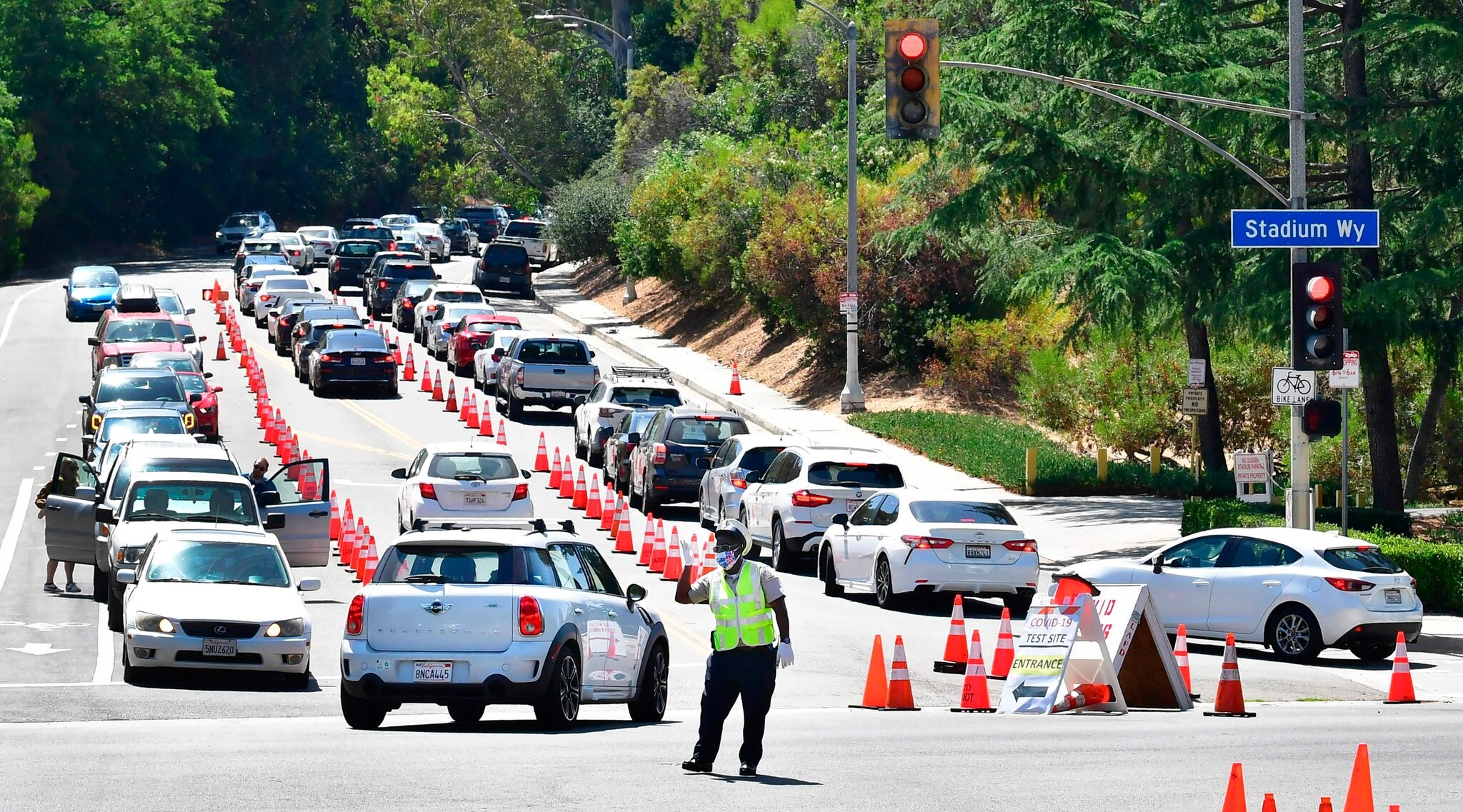 xet nghiem virus corona tai my anh 2