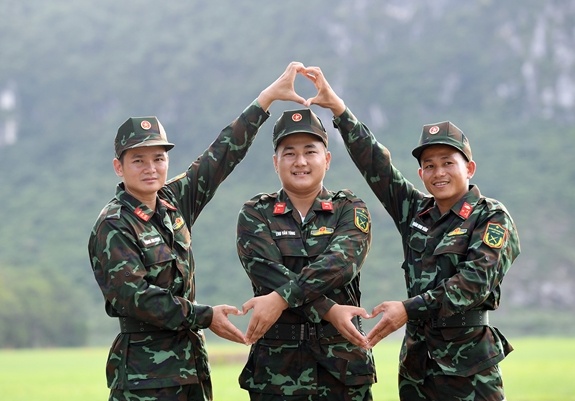 doi tuyen xe tang viet nam tai army games anh 17