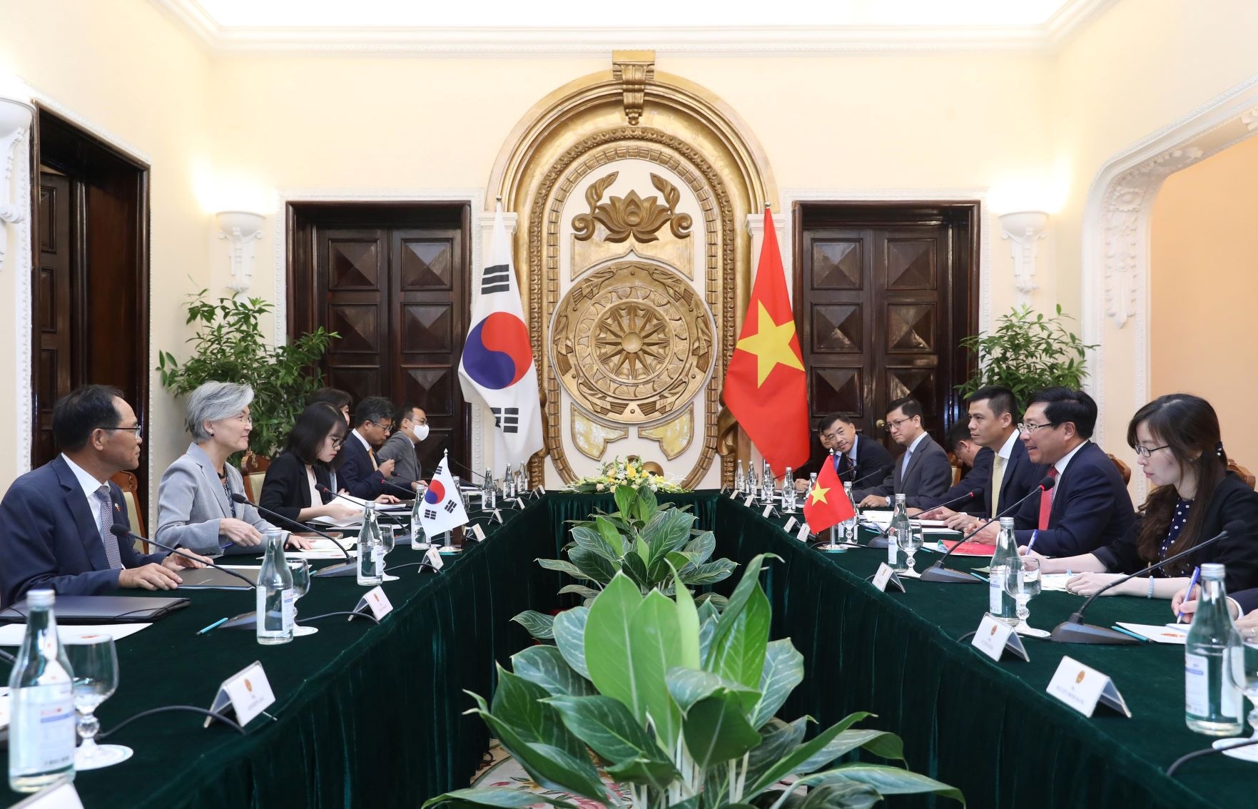 ngoai truong han quoc tham viet nam anh 2