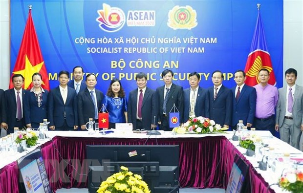 ASEAN to chuc hoi nghi cap cao ve chong toi pham xuyen quoc gia hinh anh