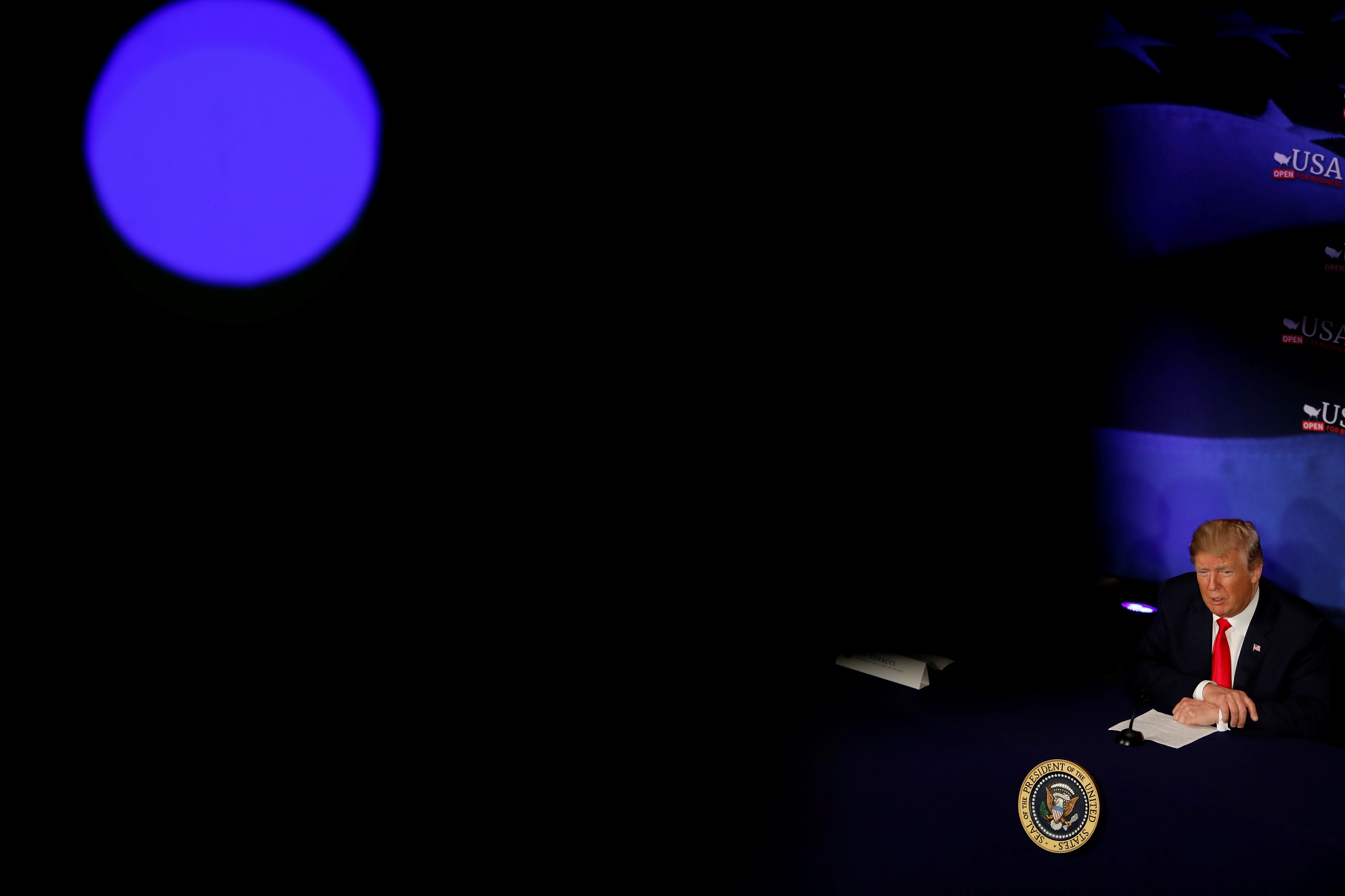 nghi van tron thue cua TT Trump anh 1