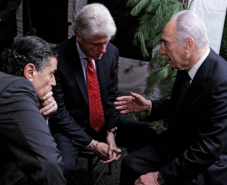 tỷ phú đứng sau biden ảnh 6 ty phu dung sau biden anh 6