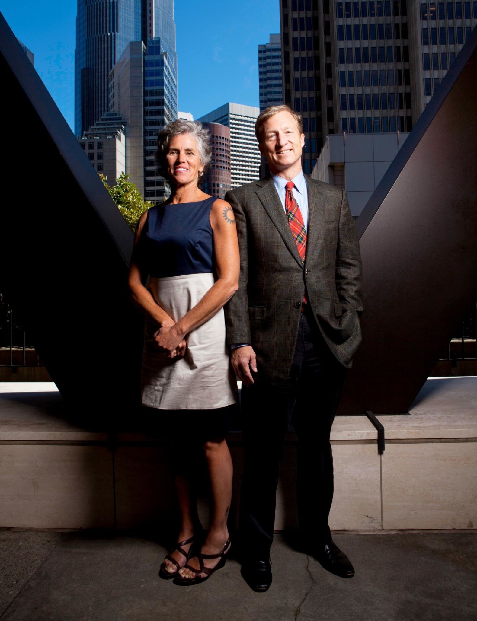 tỷ phú đứng sau biden ảnh 1 ty phu dung sau biden anh 1