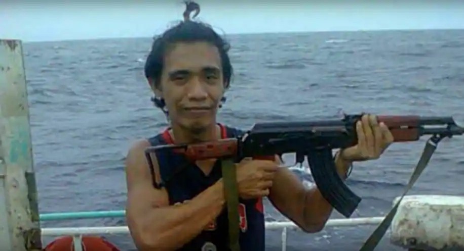 Thuyen truong Trung Quoc bi truy to vu ban chet 4 nguoi tren bien hinh anh