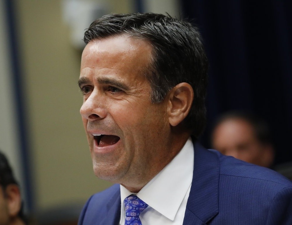 Tinh bao My: Nga va Iran da co can thiep vao bau cu 2020 hinh anh