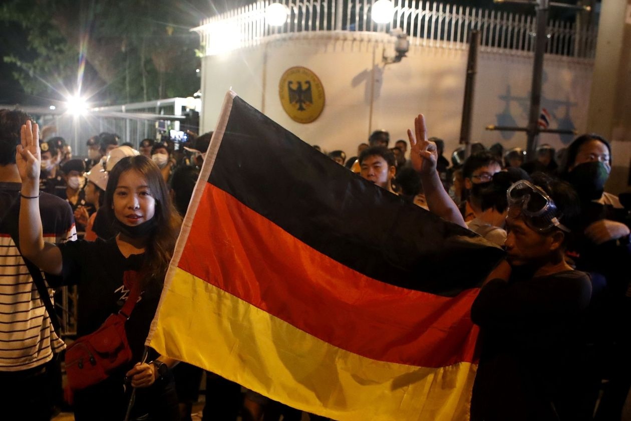 vua thai tro thanh thach thuc chinh tri cho duc anh 1