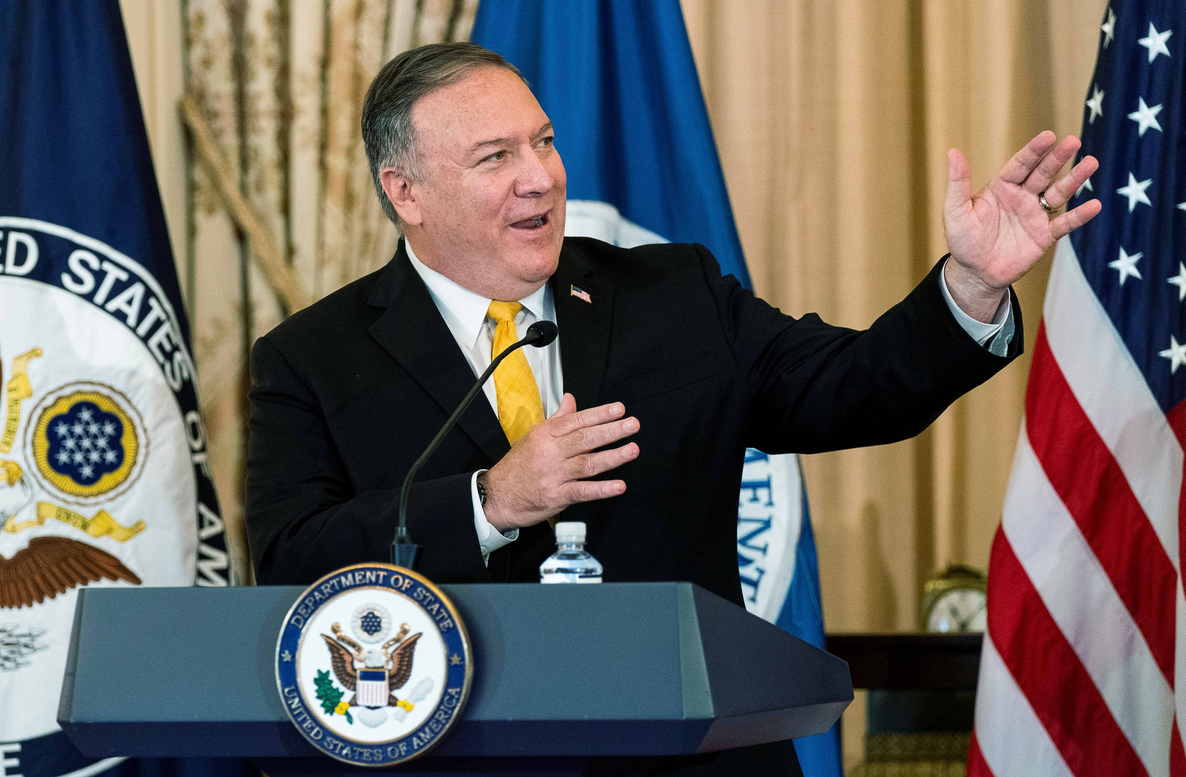 Ba uu tien cua ngoai truong My trong chuyen tham Viet Nam hinh anh