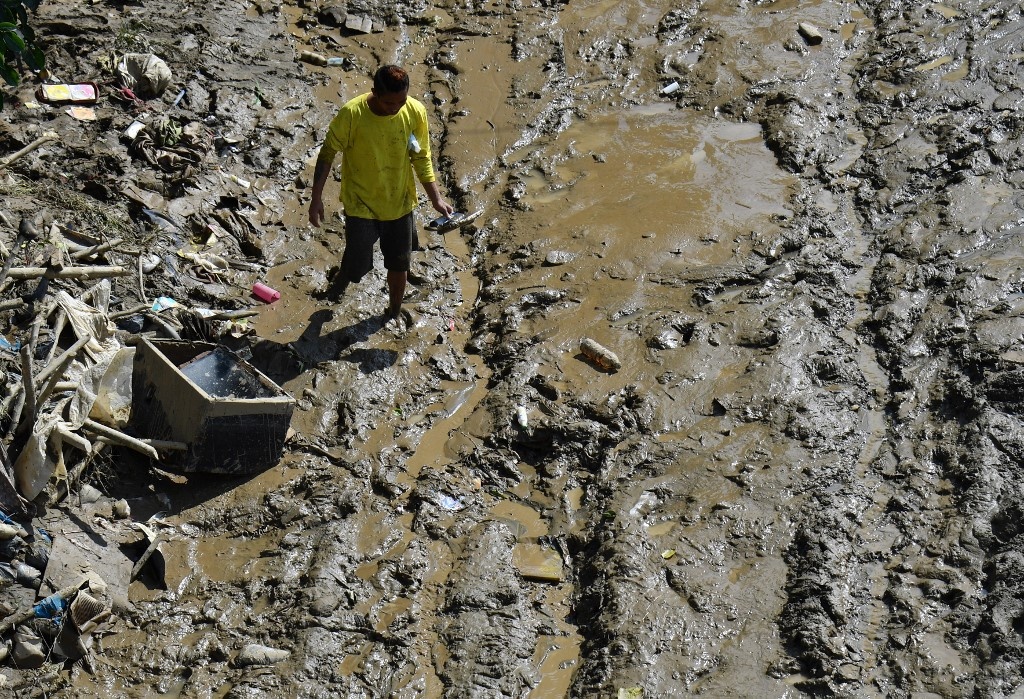 Philippines chay dua cuu ho sau bao Vamco anh 12