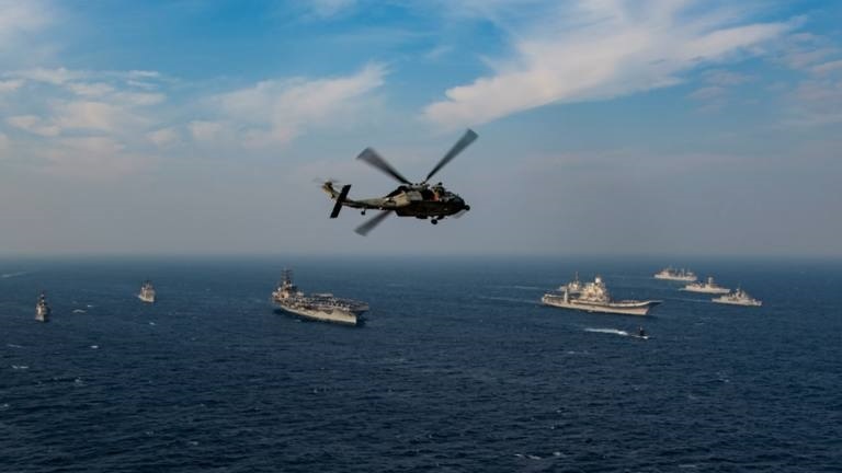 lanh dao hai quan my muon lap ham doi moi anh 3