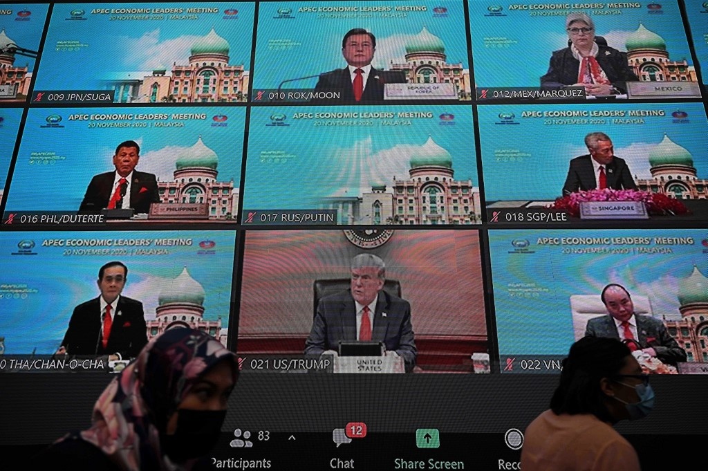 Ong Trump tham du hoi nghi APEC sau 2 nam rut lui anh 1