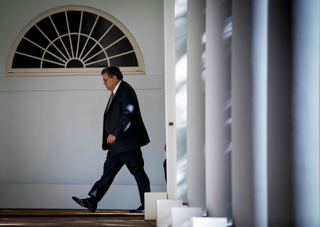 Bo truong Tu phap My William Barr tu chuc truoc Giang Sinh anh 1