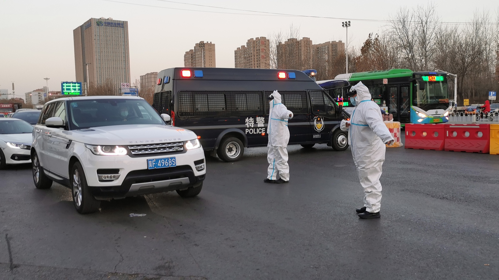 Trung Quoc bao dong sau 63 ca Covid-19 trong mot ngay o Ha Bac anh 1