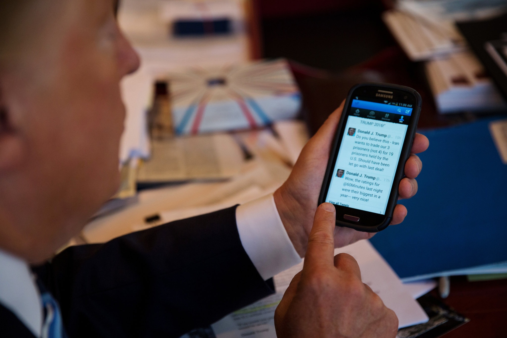 donald trump bi xoa tai khoan twitter anh 1