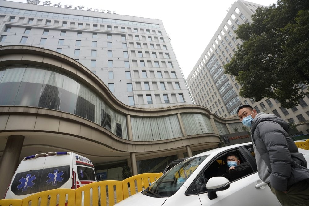 Chuyen gia WHO roi khu cach ly o Vu Han de dieu tra nguon goc virus hinh anh