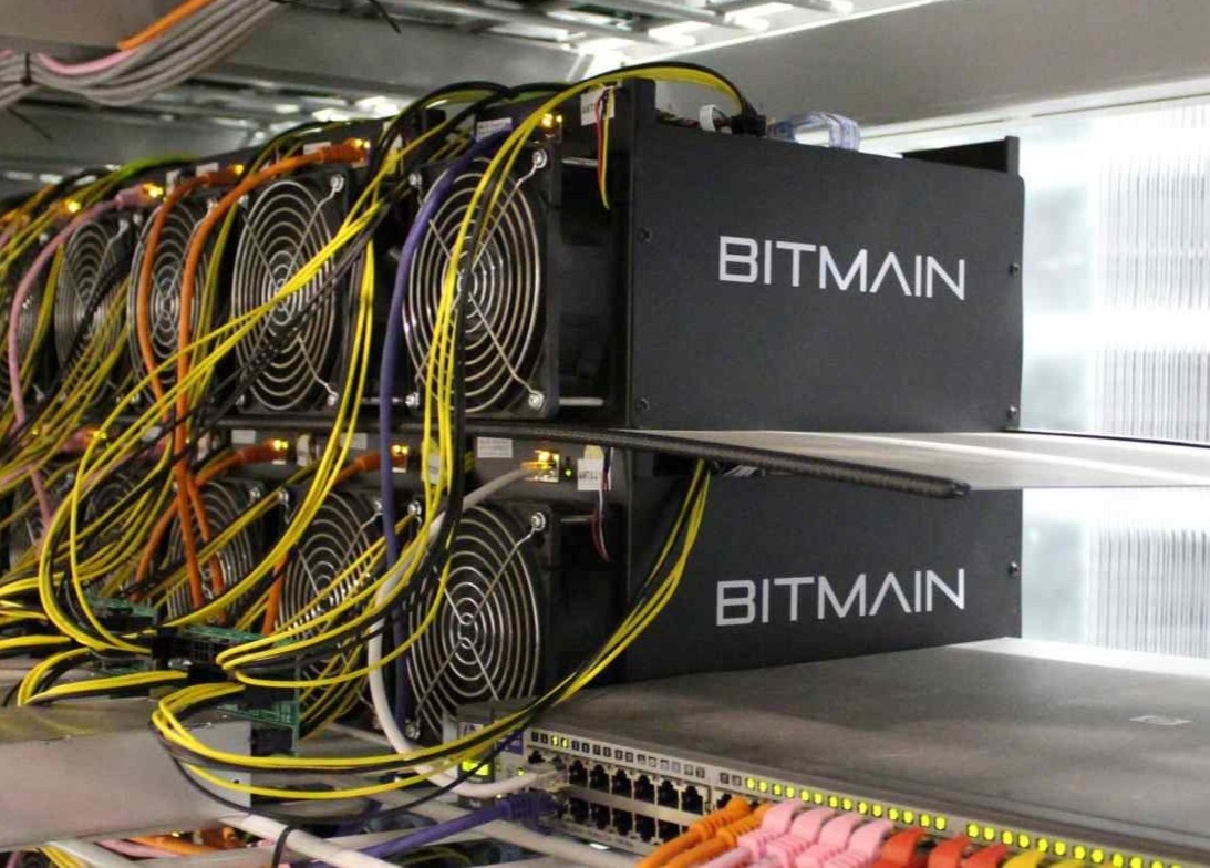 Cong ty Trung Quoc bi to san trom hon 100 ky su nganh chip o Dai Loan hinh anh