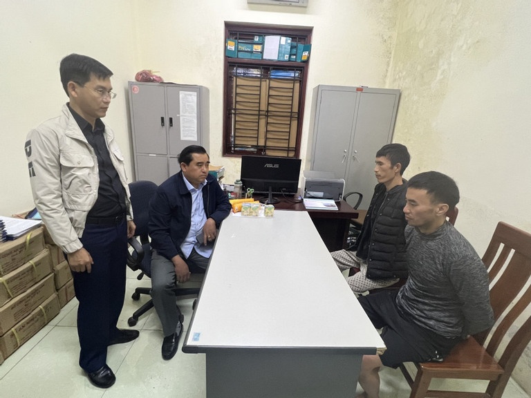Hai nghi phạm trốn trại ảnh 2 Hai nghi pham tron trai anh 2