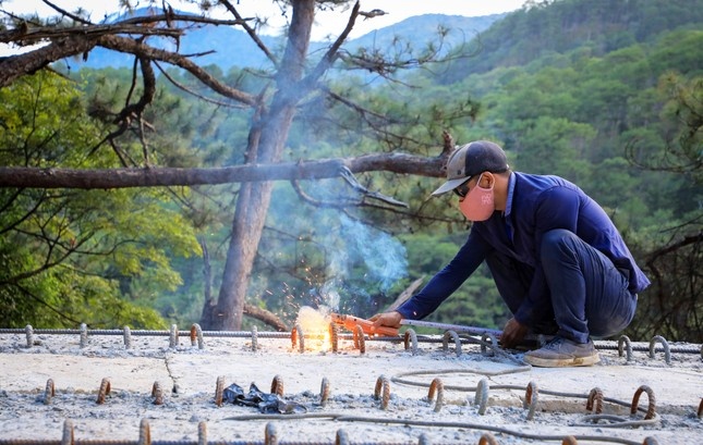 Thong xe deo Prenn anh 2