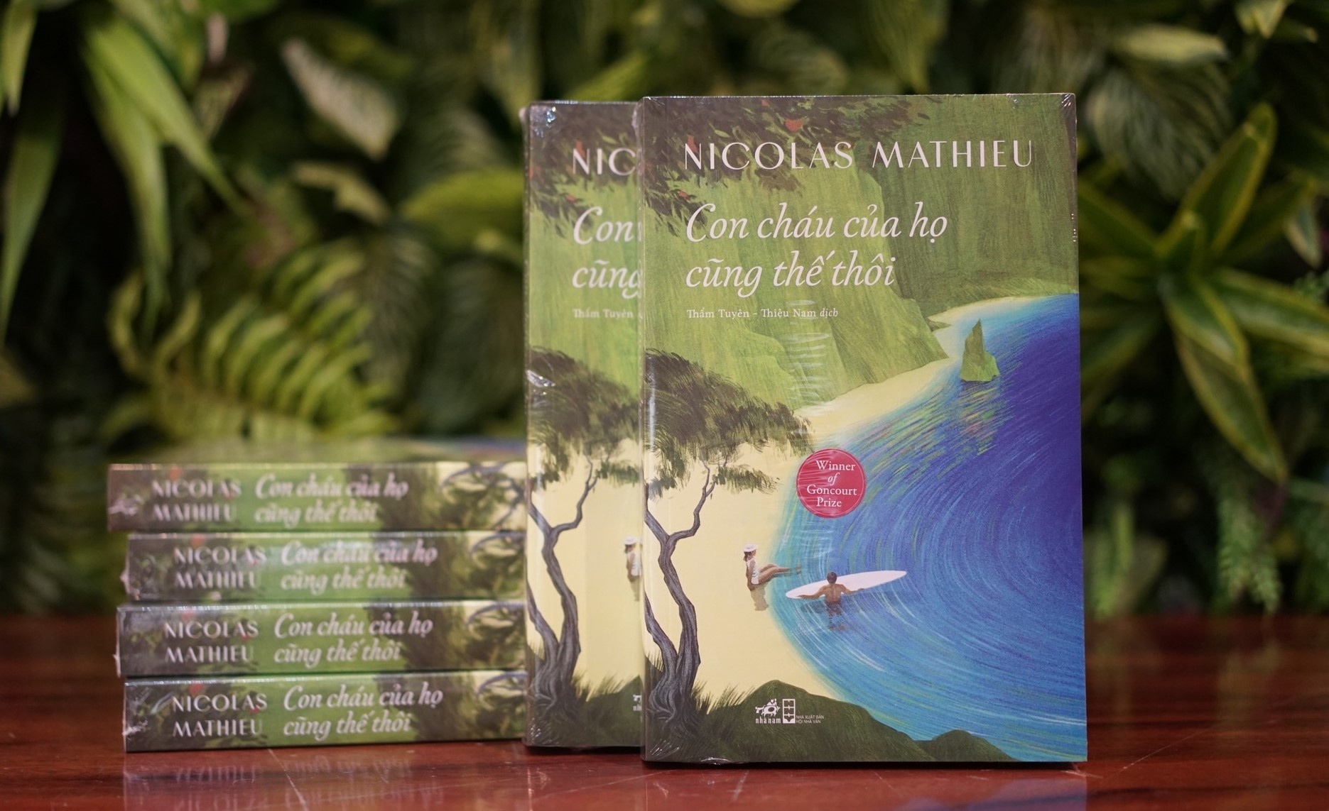 Cuon sach khac hoa noi dau am i cua tuoi tre hinh anh