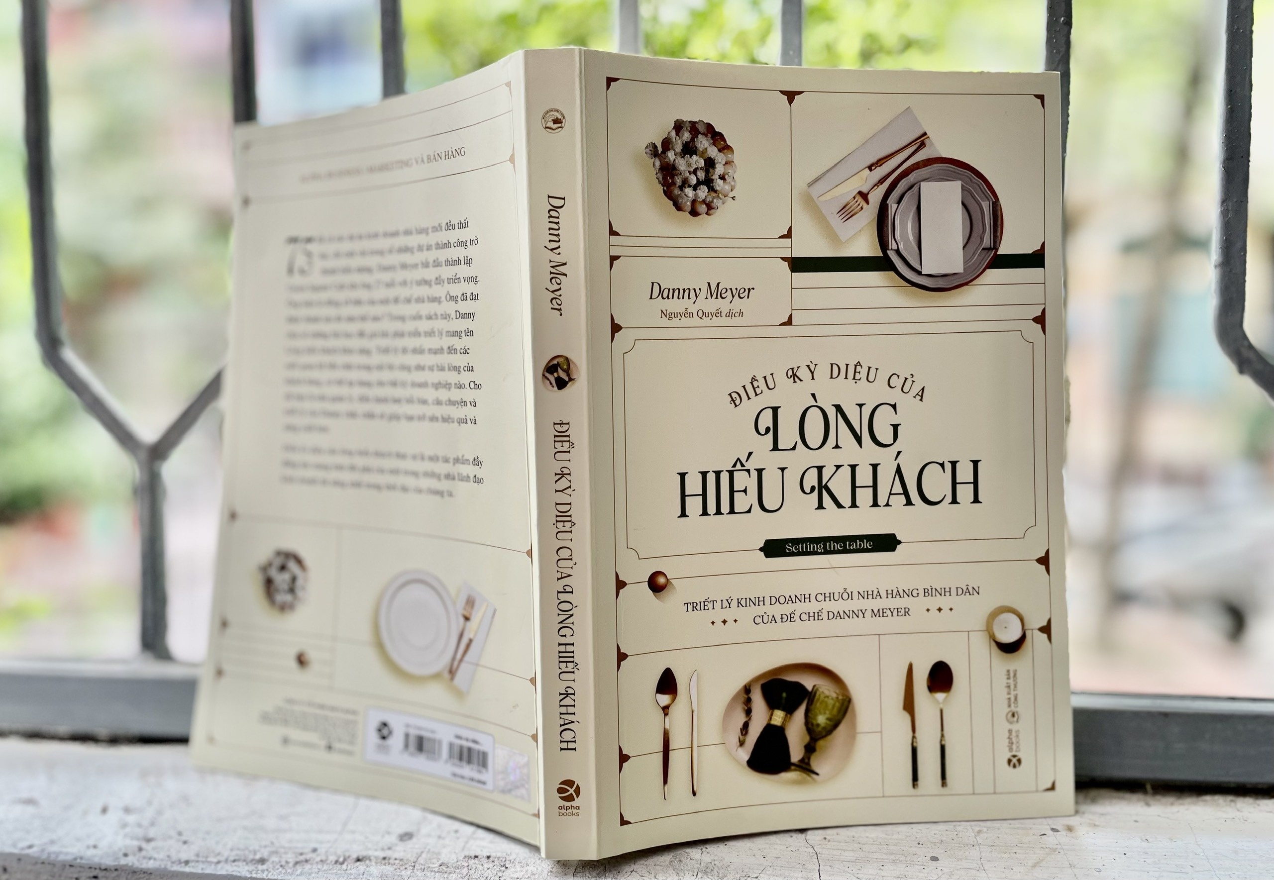 Khoi nghiep tuoi 40 tu mot cuon sach hinh anh