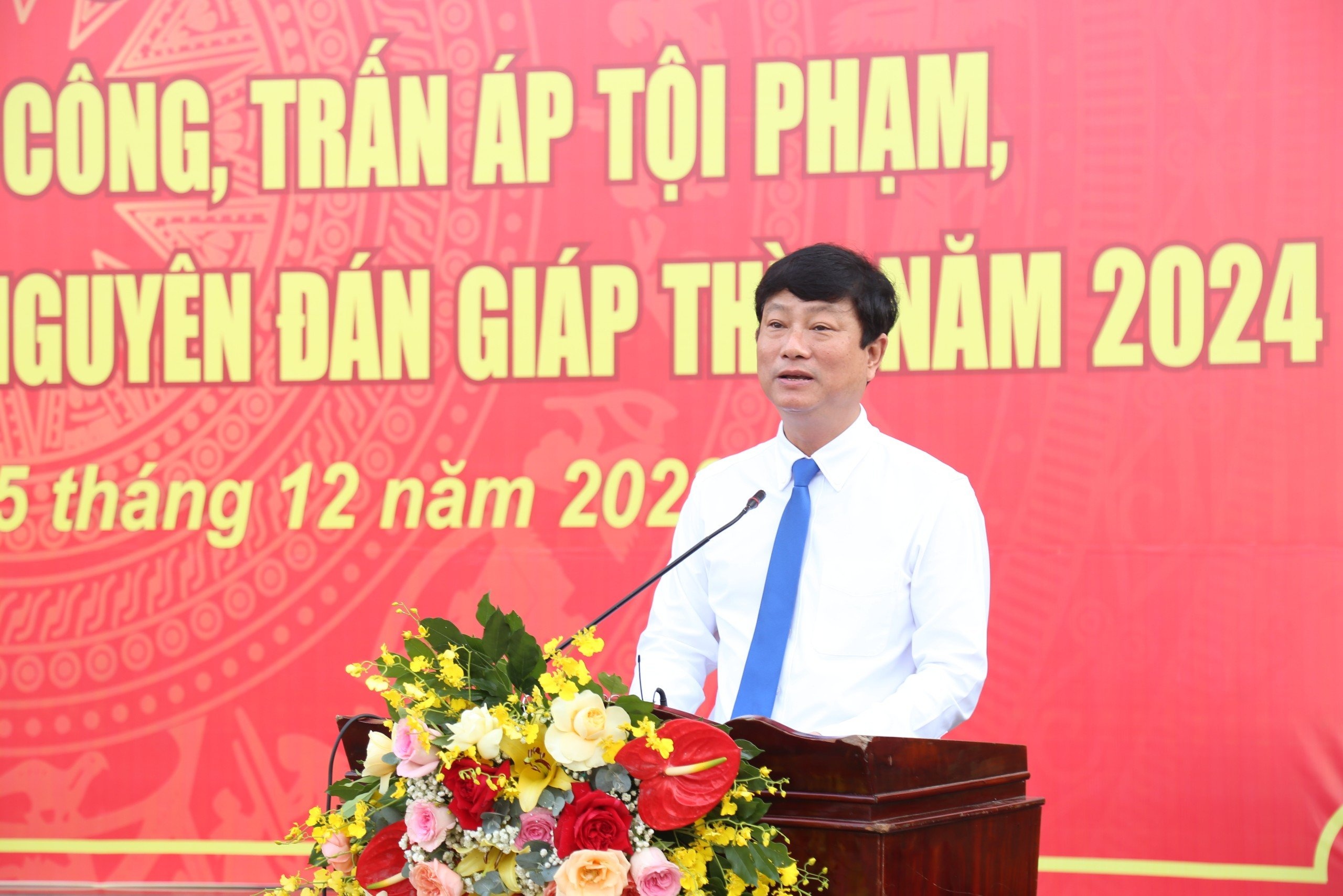 Binh Duong ra quan tet anh 3
